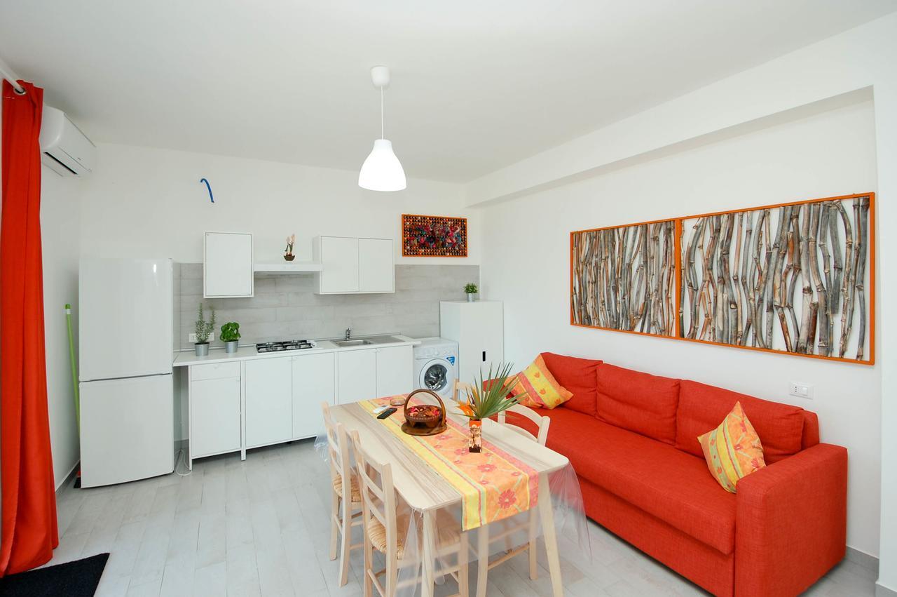 Villa Barbara...A 100 Passi Dal Mare!!!! Lascari Luaran gambar